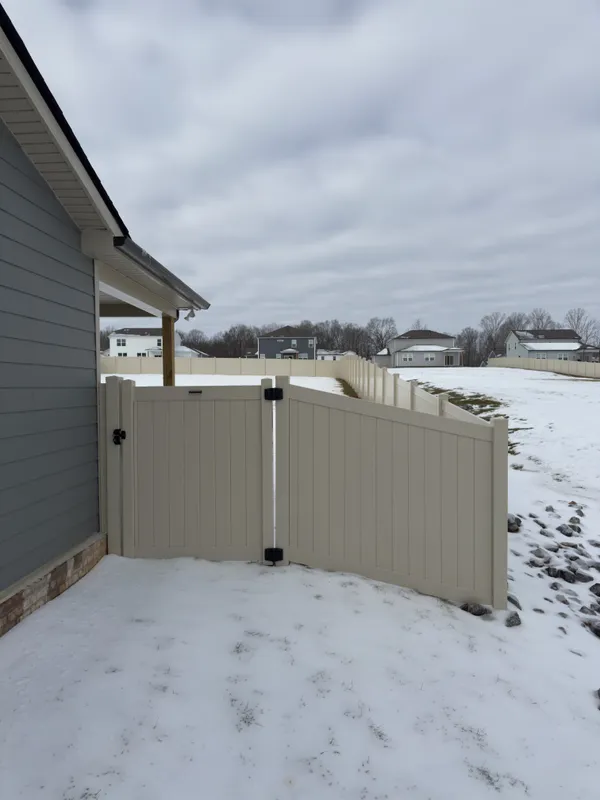 Vinyl Fencing Project in Clarksville, TN
