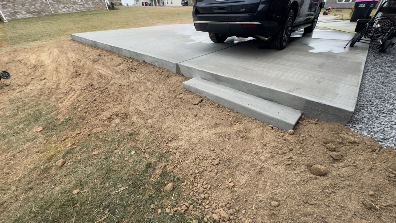 Concrete driveway extension with extra parking width in Clarksville, TN