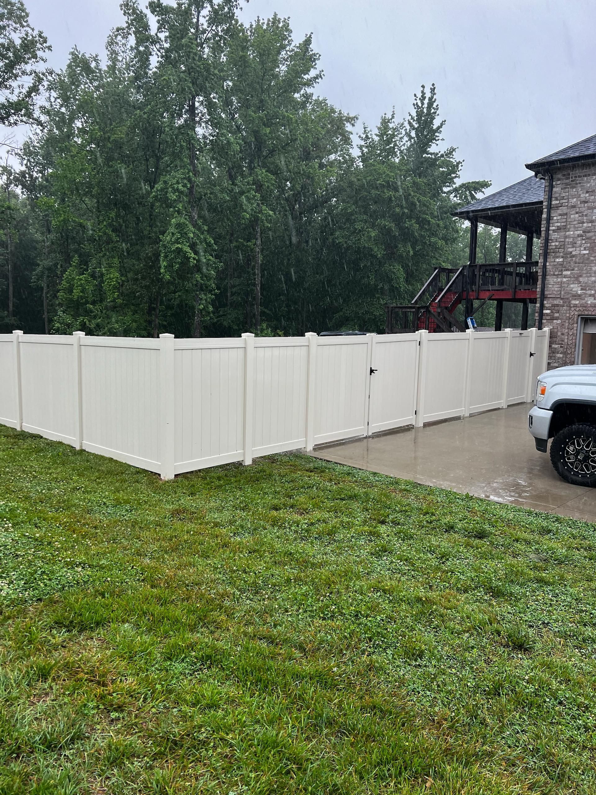 Vinyl Fencing Project in Clarksville, TN