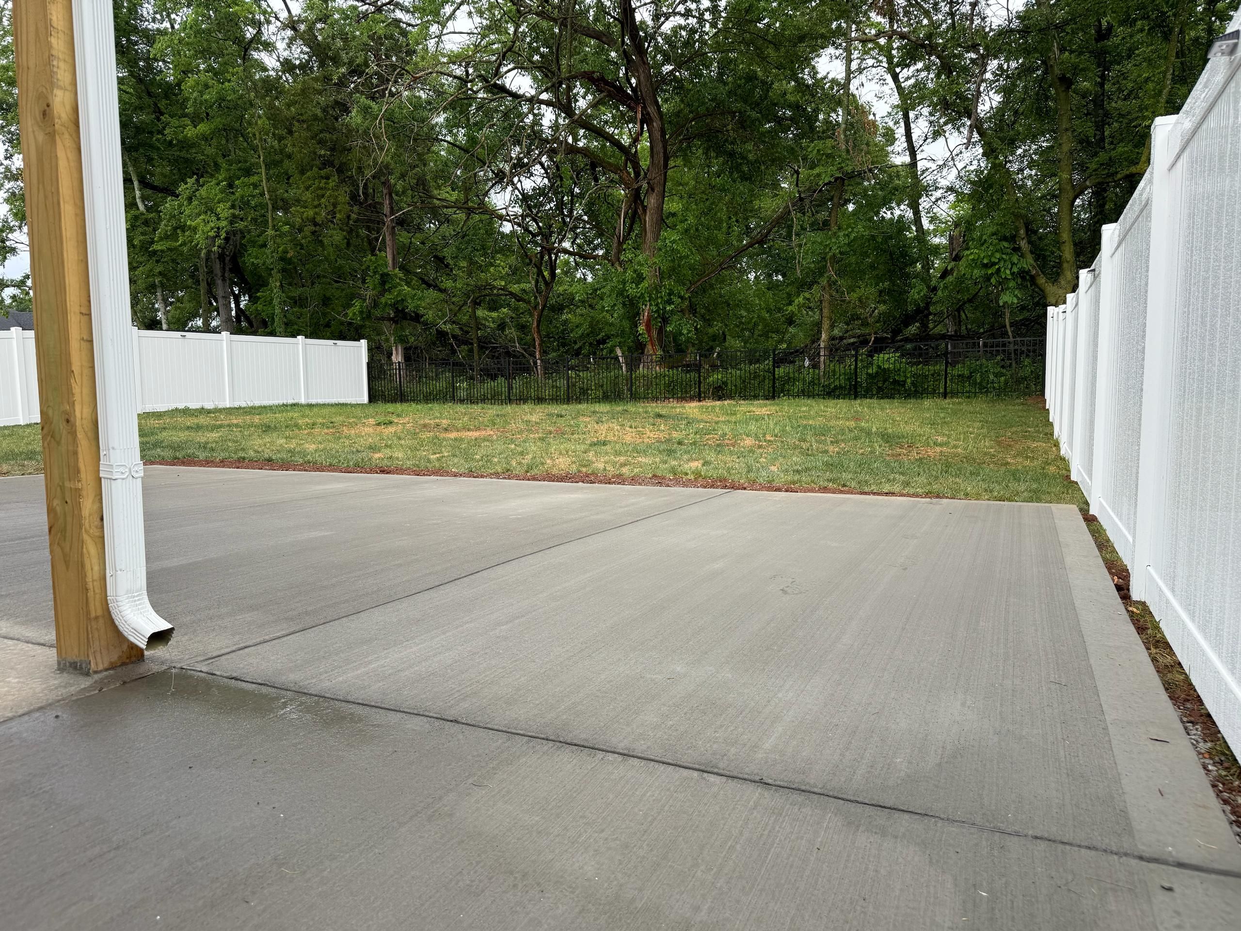 Vinyl Fencing Project in Clarksville, TN